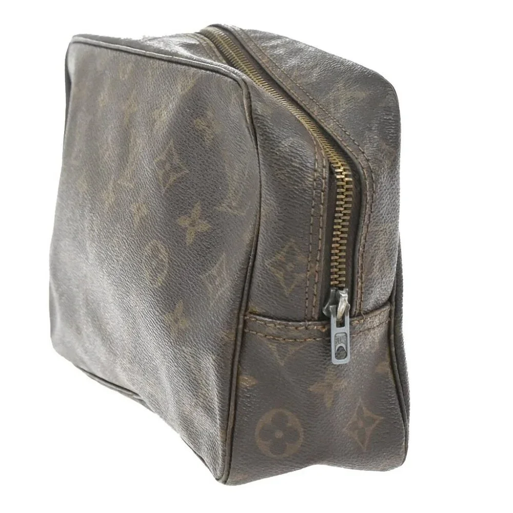 LOUIS VUITTON Trousse Toilette 28 Clutch Hand Bag Monogram Brown